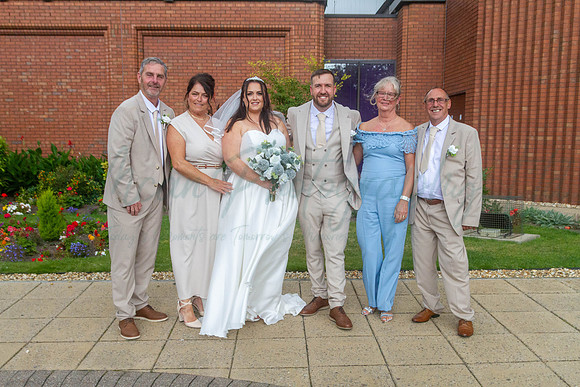 Dean & Kelly Wedding At Mecure St Helens.