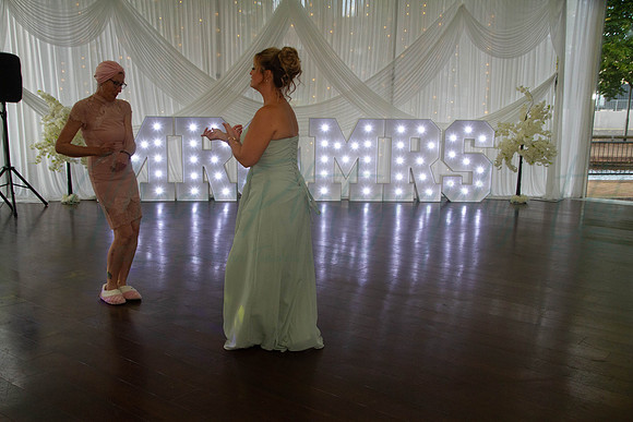 Dean & Kelly Wedding At Mecure St Helens.