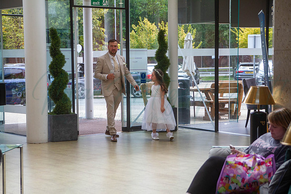 Dean & Kelly Wedding At Mecure St Helens.