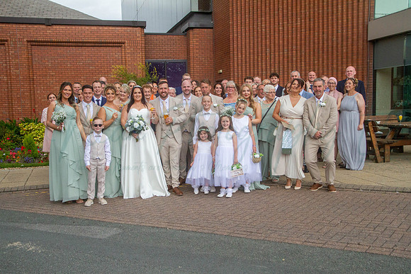 Dean & Kelly Wedding At Mecure St Helens.