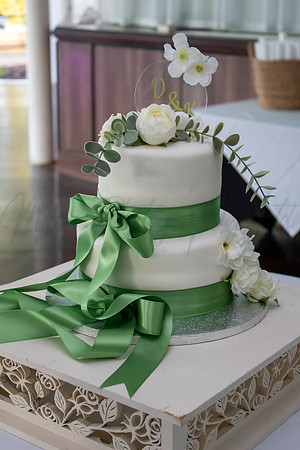 Dean & Kelly Wedding At Mecure St Helens.