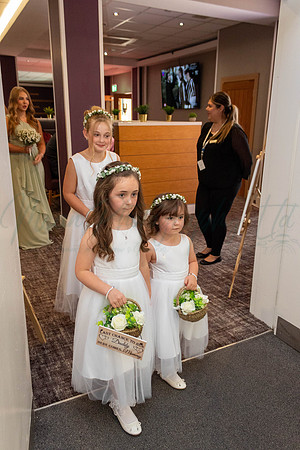 Dean & Kelly Wedding At Mecure St Helens.