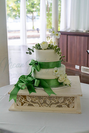 Dean & Kelly Wedding At Mecure St Helens.