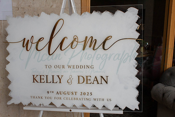 Dean & Kelly Wedding At Mecure St Helens.