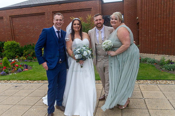 Dean & Kelly Wedding At Mecure St Helens.