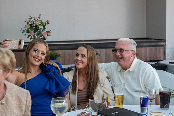 Dean & Kelly Wedding At Mecure St Helens.
