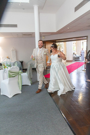 Dean & Kelly Wedding At Mecure St Helens.