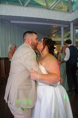 Dean & Kelly Wedding At Mecure St Helens.