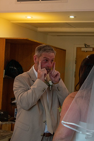 Dean & Kelly Wedding At Mecure St Helens.