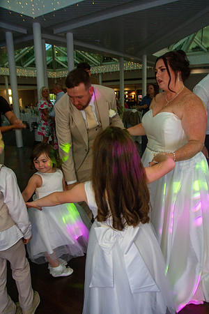 Dean & Kelly Wedding At Mecure St Helens.