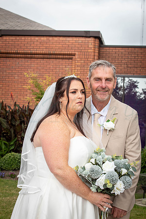 Dean & Kelly Wedding At Mecure St Helens.