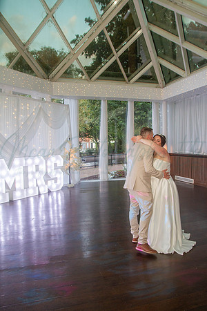 Dean & Kelly Wedding At Mecure St Helens.