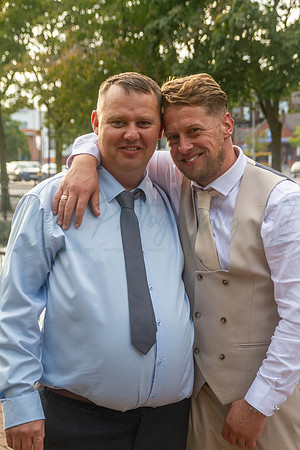 Dean & Kelly Wedding At Mecure St Helens.