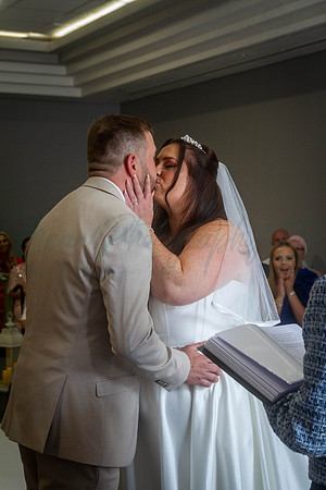 Dean & Kelly Wedding At Mecure St Helens.