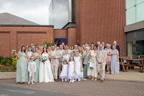Dean & Kelly Wedding At Mecure St Helens.