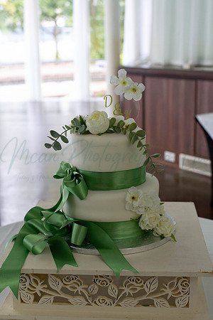 Dean & Kelly Wedding At Mecure St Helens.