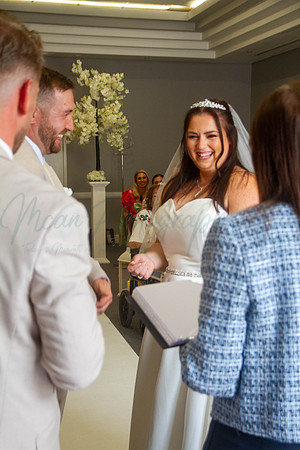 Dean & Kelly Wedding At Mecure St Helens.