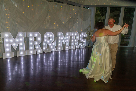 Dean & Kelly Wedding At Mecure St Helens.