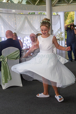 Dean & Kelly Wedding At Mecure St Helens.