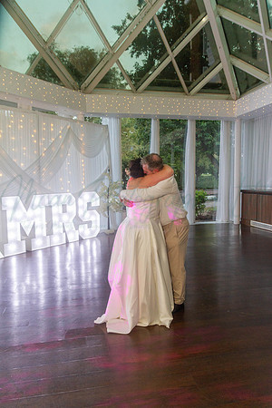 Dean & Kelly Wedding At Mecure St Helens.