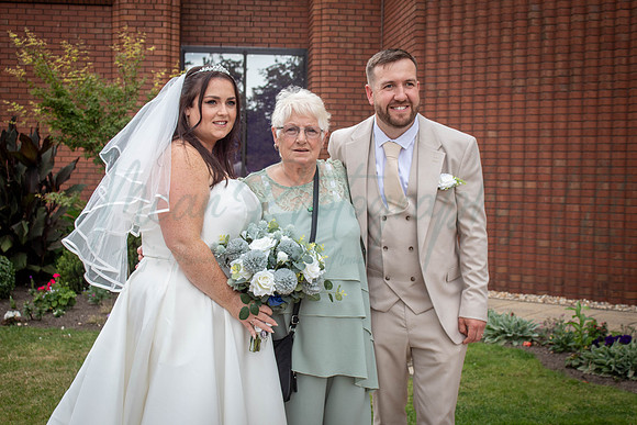 Dean & Kelly Wedding At Mecure St Helens.