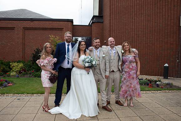 Dean & Kelly Wedding At Mecure St Helens.