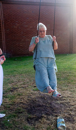 Dean & Kelly Wedding At Mecure St Helens.