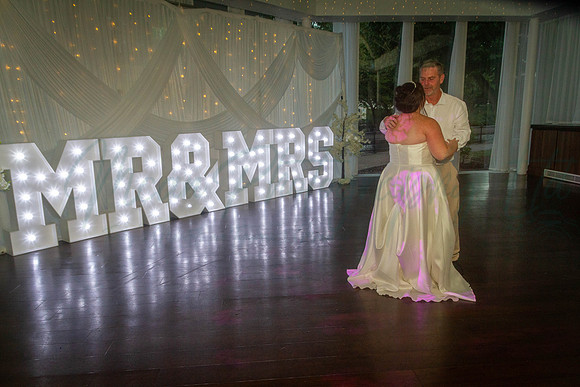 Dean & Kelly Wedding At Mecure St Helens.