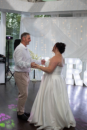 Dean & Kelly Wedding At Mecure St Helens.