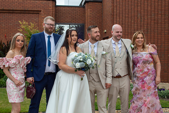 Dean & Kelly Wedding At Mecure St Helens.