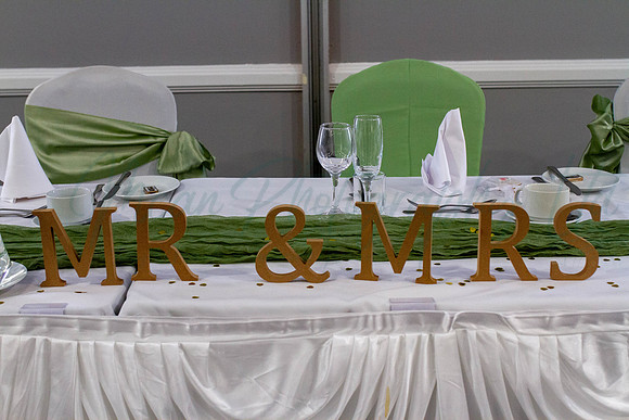 Dean & Kelly Wedding At Mecure St Helens.