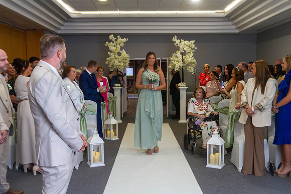 Dean & Kelly Wedding At Mecure St Helens.