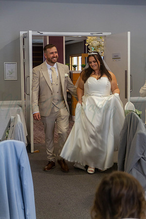 Dean & Kelly Wedding At Mecure St Helens.
