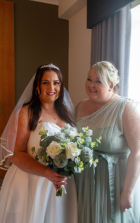 Dean & Kelly Wedding At Mecure St Helens.