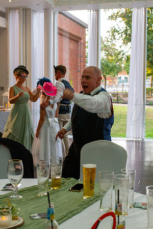 Dean & Kelly Wedding At Mecure St Helens.