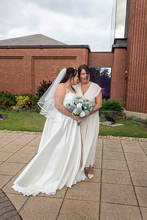 Dean & Kelly Wedding At Mecure St Helens.