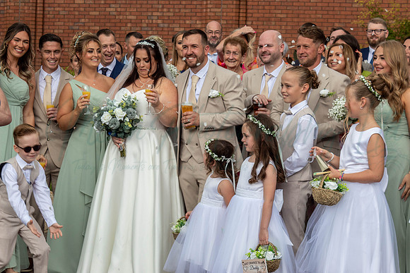 Dean & Kelly Wedding At Mecure St Helens.