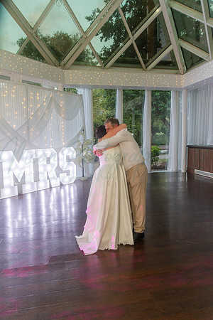 Dean & Kelly Wedding At Mecure St Helens.