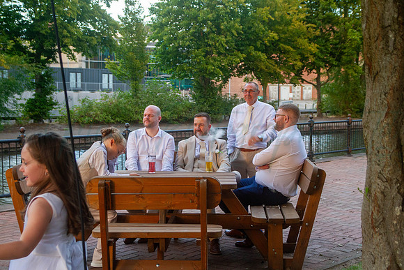 Dean & Kelly Wedding At Mecure St Helens.