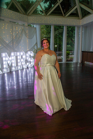 Dean & Kelly Wedding At Mecure St Helens.
