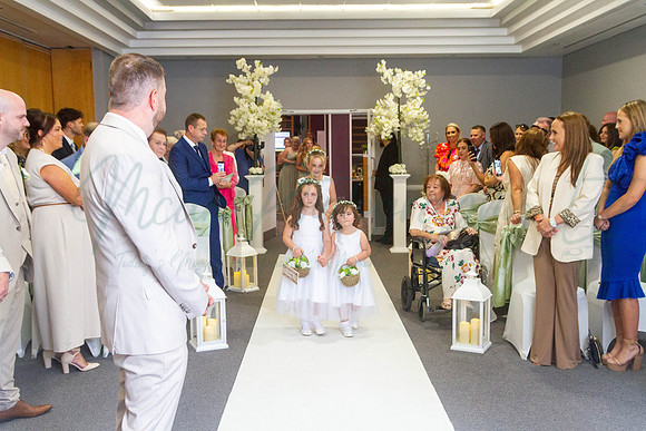 Dean & Kelly Wedding At Mecure St Helens.