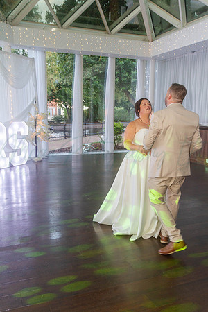 Dean & Kelly Wedding At Mecure St Helens.