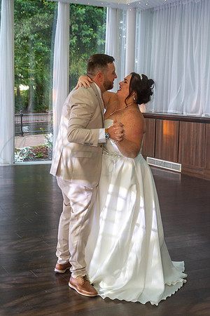 Dean & Kelly Wedding At Mecure St Helens.