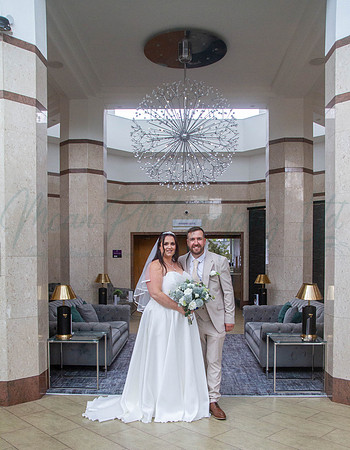 Dean & Kelly Wedding At Mecure St Helens.