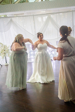 Dean & Kelly Wedding At Mecure St Helens.
