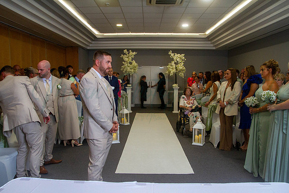 Dean & Kelly Wedding At Mecure St Helens.