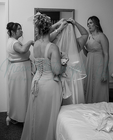 Dean & Kelly Wedding At Mecure St Helens.