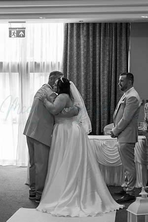Dean & Kelly Wedding At Mecure St Helens.