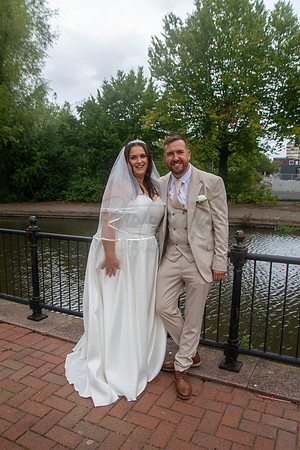 Dean & Kelly Wedding At Mecure St Helens.