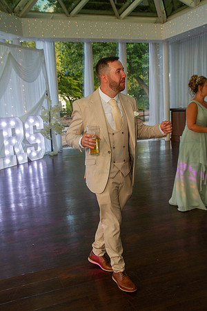 Dean & Kelly Wedding At Mecure St Helens.